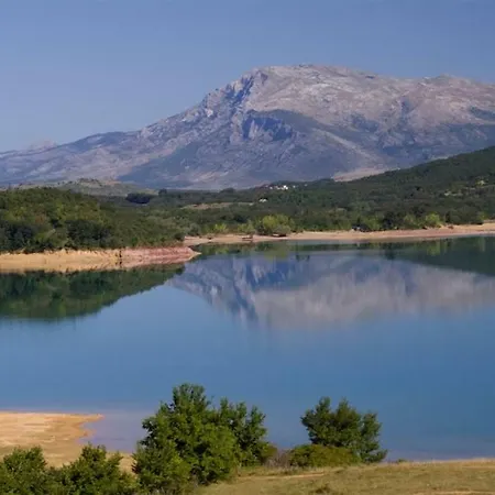 Lovely Countryside Dolac - Valley, Vrlika